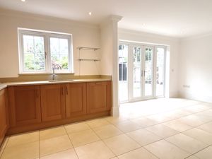 Photo 14- click for photo gallery